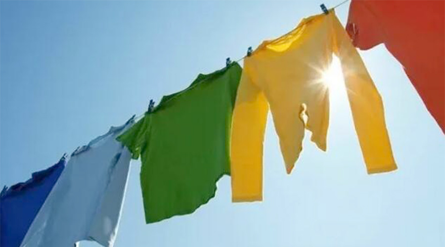 家用衣服烘干機(jī)與太陽晾曬干衣相比，哪種更節(jié)省能源？